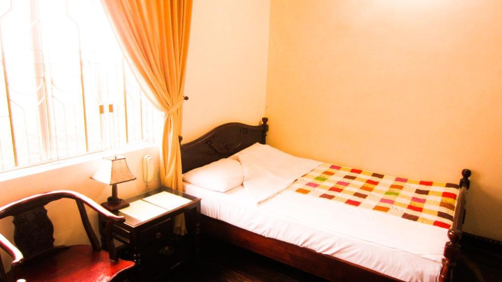 Binh Minh Sunrise Hue Hotel Room photo